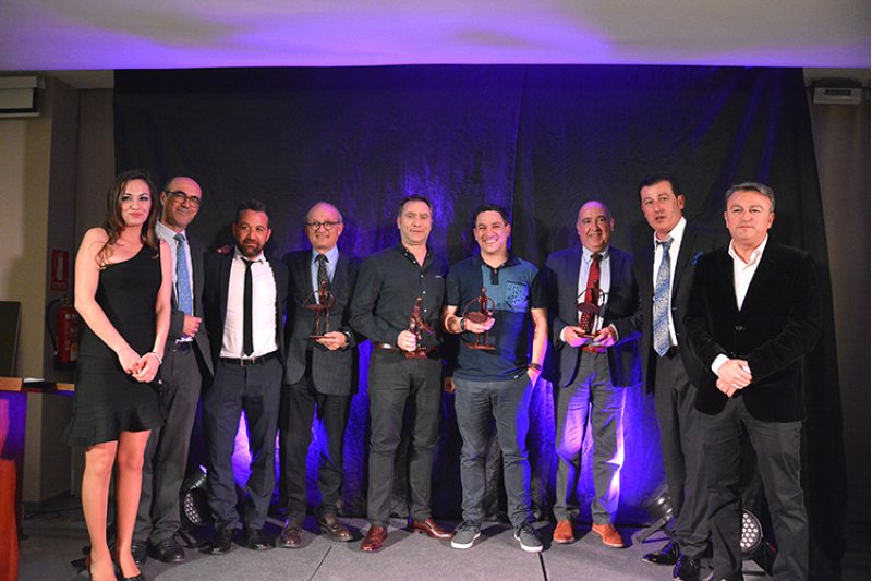 La gala de los restauradores de Xbia reconoce la trayectoria del chef Alberto Ferruz y del cocinero Claudio Mengual