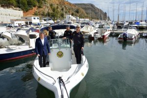 La Policia Local de Xbia estrena nova embarcaci per a la vigilncia i seguretat a les zones de bany 