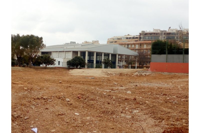 Finaliza la demolicin del  colegio Gargasindi de Calp