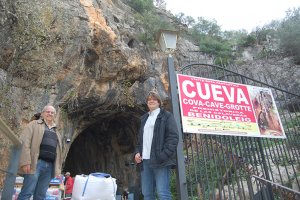 L'Ajuntament de Benidoleig millora la seguretat dels visitants de la Cova de lesCalaveres amb una estructura porticada a l'entrada