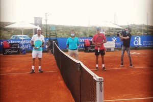 El torneo de tenis de Benitatxell se suspende por la lluvia y el granizo