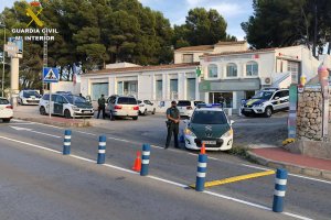 Detienen al autor en un robo en Teulada tras reforzar la vigilancia  entre Polica Local y Guardia Civil 