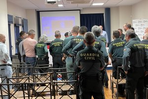 La Gurdia Civil i la Policia Nacional participen en jornades de RCP i maneig de desfibrillador