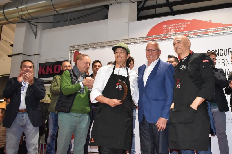 Un joven chef de Burgos gana el Concurso de Cocina Creativa de la Gamba de Dnia 