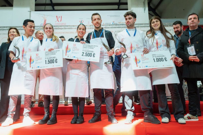 El restaurante L'Atelier Robuchon de Madrid gana el Concurso Internacional de Cocina Creativa  de la Gamba Roja de Dnia 