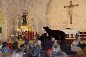 Brillant actuaci de la pianista Marta Espins en l'esglsia de Sant Bartolom de Xbia