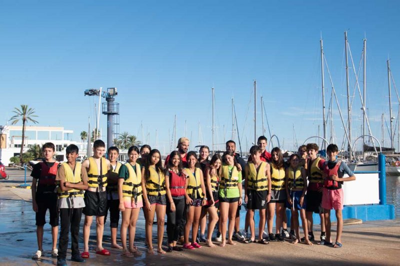 Dnia a la Mar abre las actividades nuticas a los alumnos de los institutos