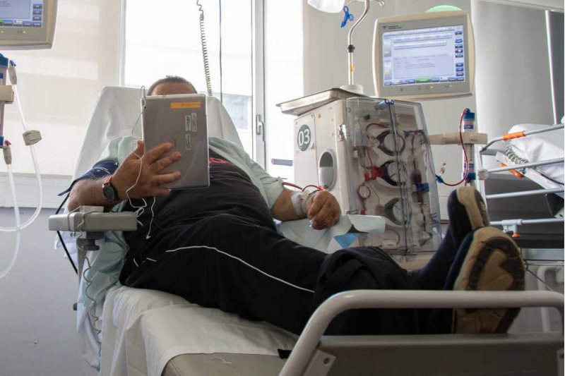 El Hospital de Dnia habilita dispositivos electrnicos para mejorar la estancia de sus pacientes