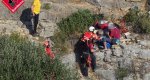 Los bomberos rescatan a un escalador de 80 aos en la zona de escalada de Murla