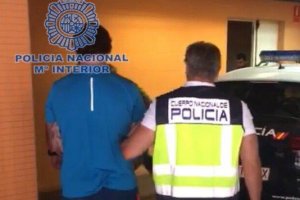 La Polica Nacional detiene en Javea a un fugitivo del Reino Unido acusado de lesionar gravemente a tres personas con un cuchillo