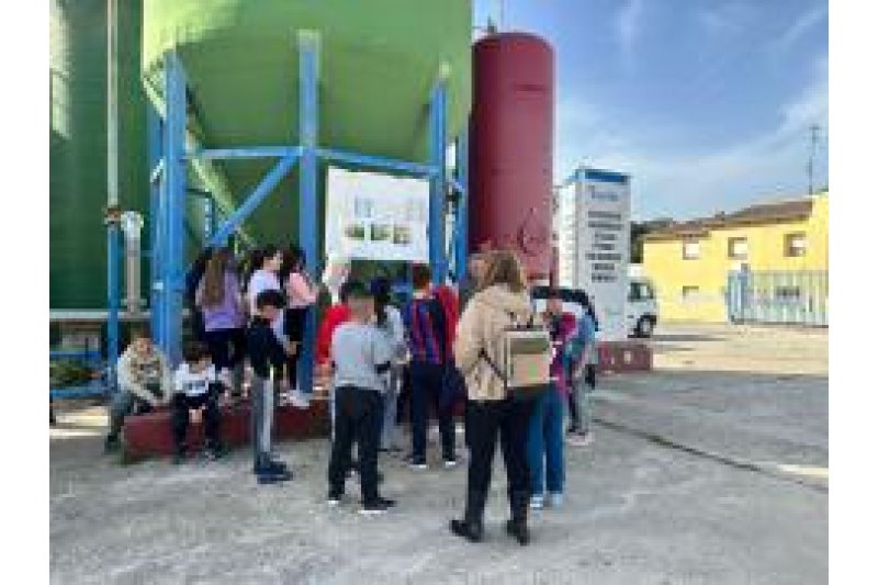 Escolares de Dnia, La Xara y Jess Pobre visitan la planta potabilizadora de Beniadl