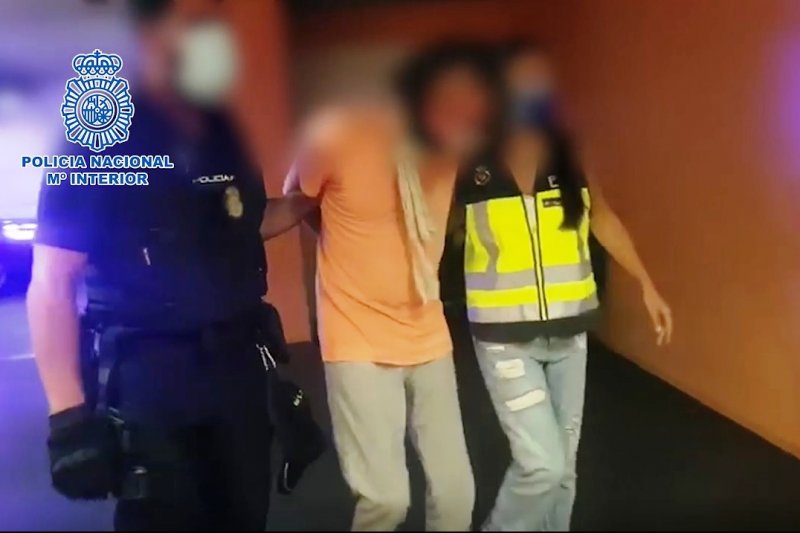 La Polica Nacional detiene en Benissa a un fugitivo buscado en Dinamarca por agredir sexualmente a su hija menor de edad