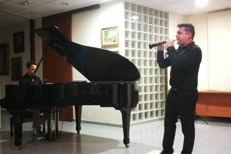 Postiguillo se impone en el Premi de Composici per a dolaina i piano Festacarrer de Ondara