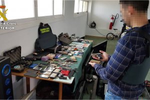 La Guardia Civil  esclarece medio centenar de robos en viviendas en la Marina Alta