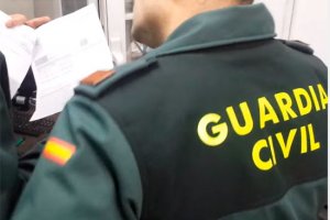 La Guardia Civil intercepta a un velero en Xbia con 33 kilos de hachs