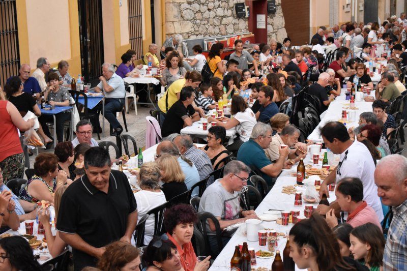 Alcalal despide las fiestas a Sant Joanet de Mosquera con la Gran Coc en la Plaza