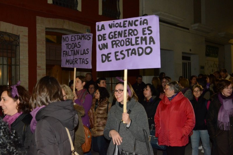 La manifestaci a Pedreguer del Dia de la Dona clama contra les violncies i les desigualtats de gnere