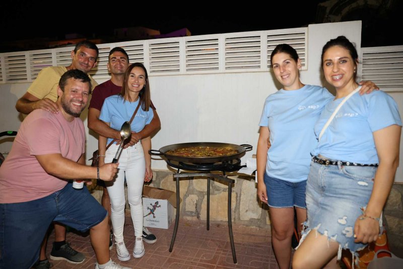 La Penya Ca lAvi guanya el concurs de paelles de les Fogueres de Xbia